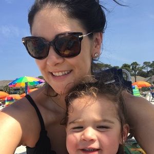 Meet your Posher, Alyssa